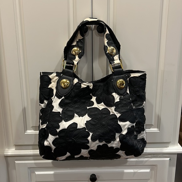 NWOT! VINTAGE Big Buddha White & Black Floral Bag - Picture 7 of 10